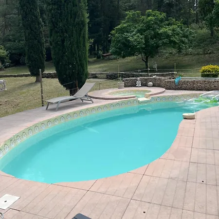 Agreables Au Calme Nocleg ze śniadaniem *